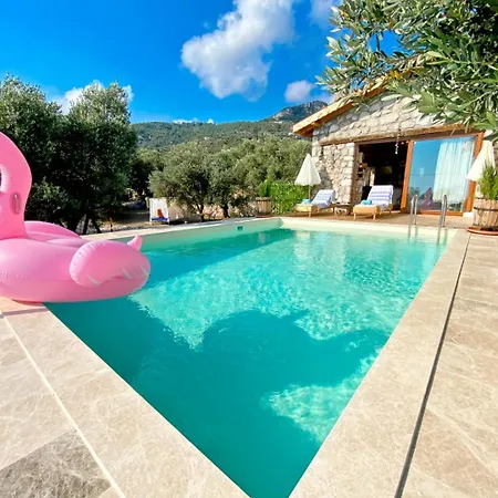 Shavilla Otel Kaş